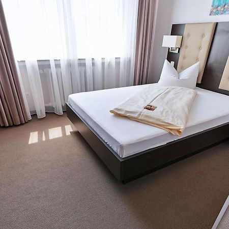 Hotel Monopol Гельзенкирхен Экстерьер фото